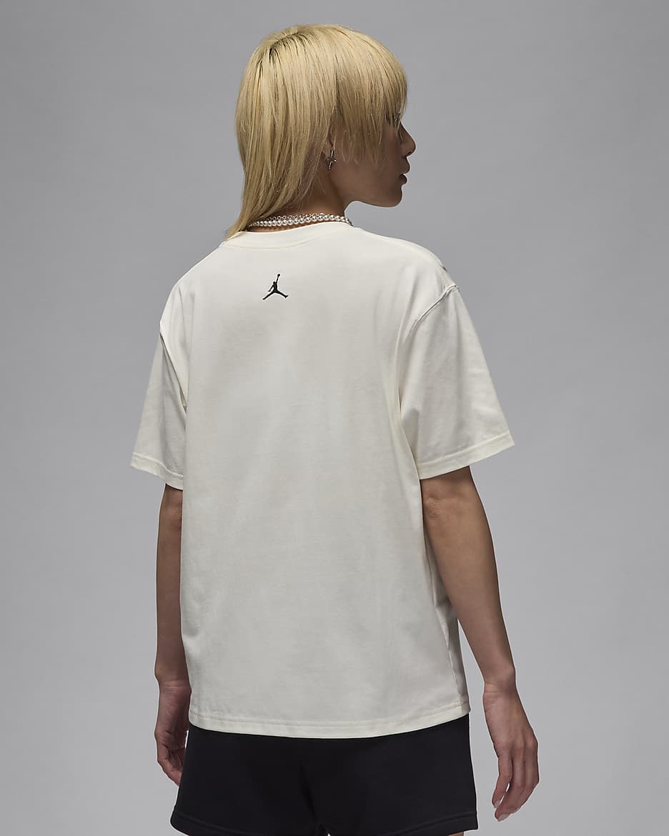 NIKE公式】ジョーダン ウィメンズ ガールフレンド Tシャツ.オンラインストア (通販サイト)